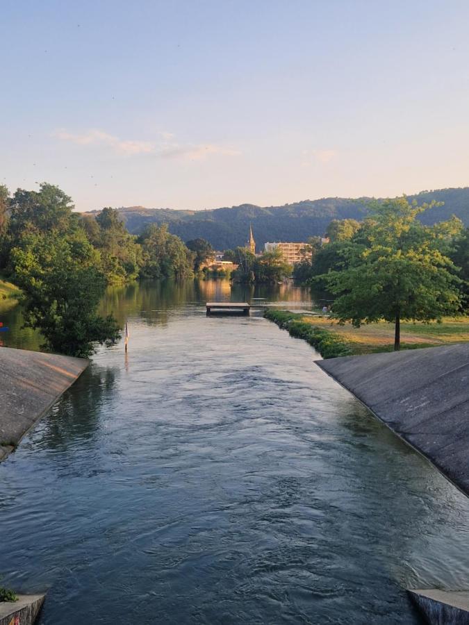 Residence De La Lone La Roche-de-Glun Экстерьер фото